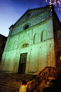 Фасад церкви Святого Августина в Монтепульчано.